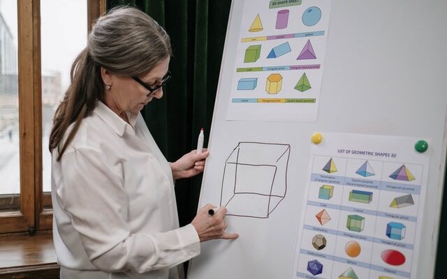 How to select the right business mentor?