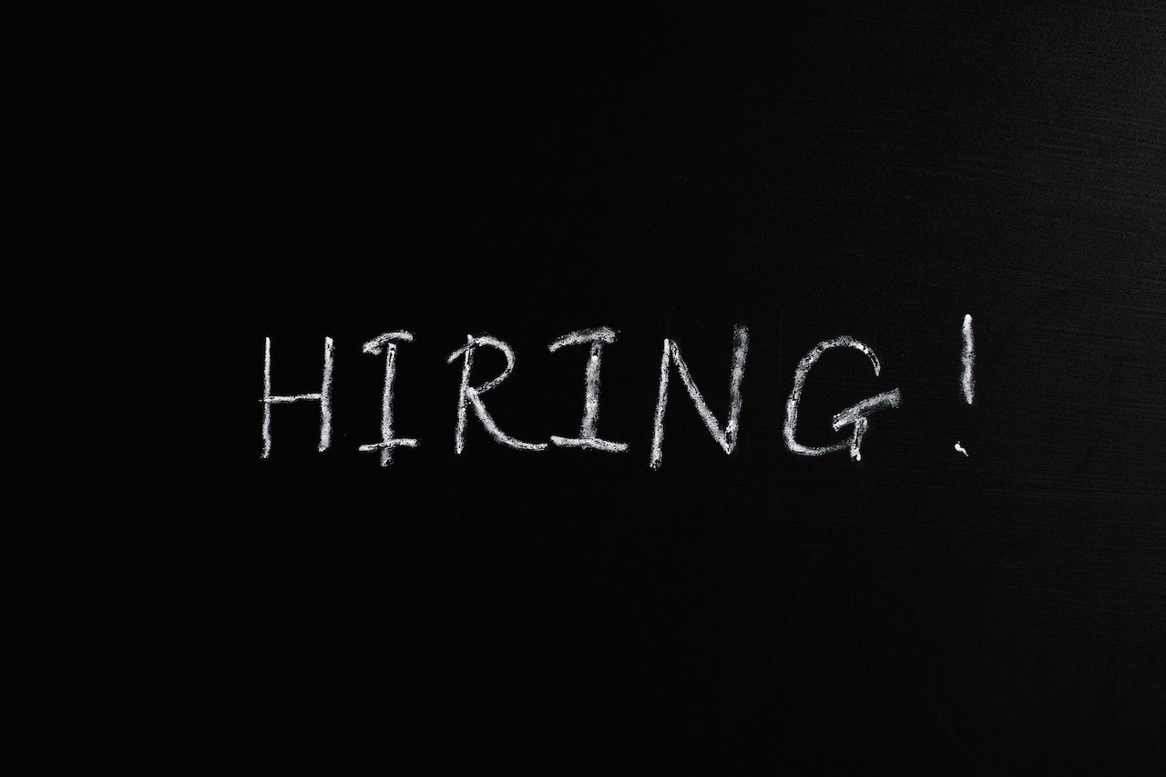 25 hiring hacks for startups
