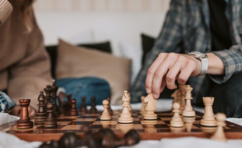 First mover advantage (FMA)