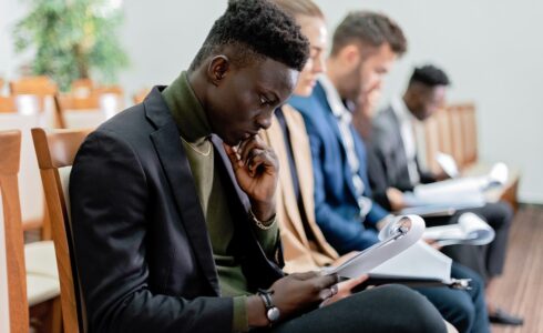 Role of venture capital associate