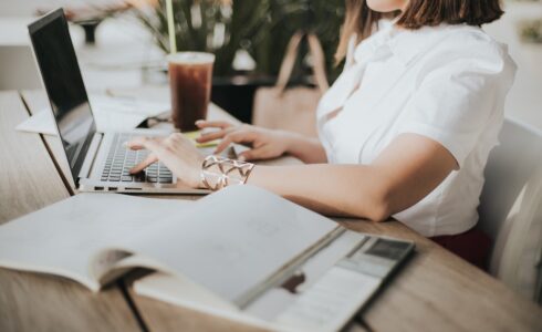 how long is a business day