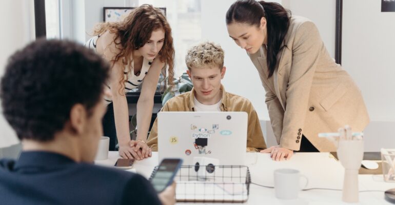 Managing Outsourced Teams