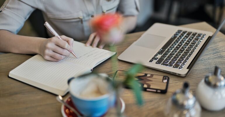create content on website vs on social media
