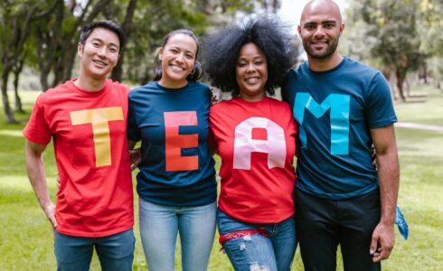 how companies can develop great leaders