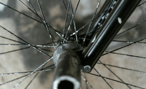 the hub and spoke business model