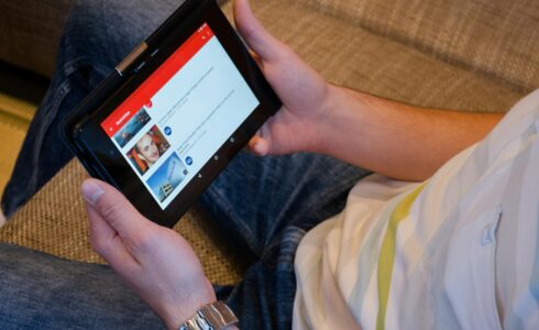 why youtube succeeded and vimeo failed?