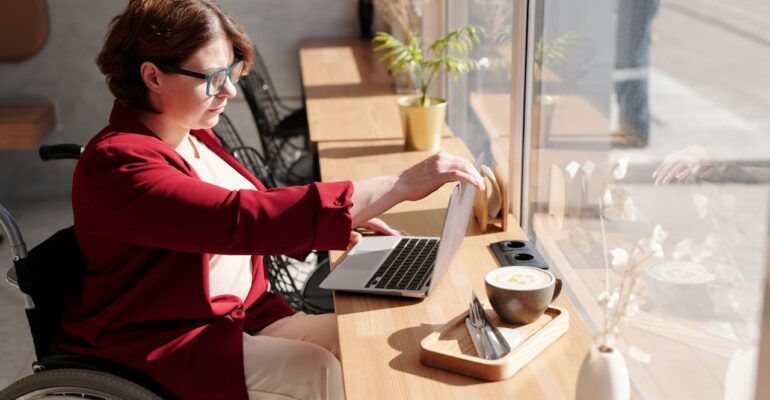 25 Business Ideas for Disabled Entrepreneurs