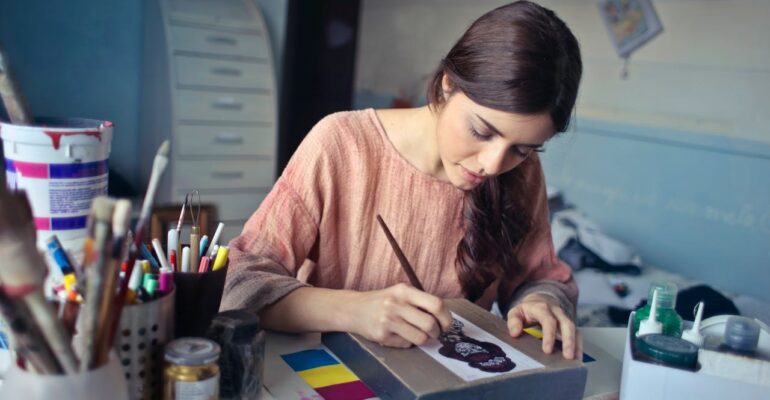 30 Startup Ideas for Artists and Creative Professionals